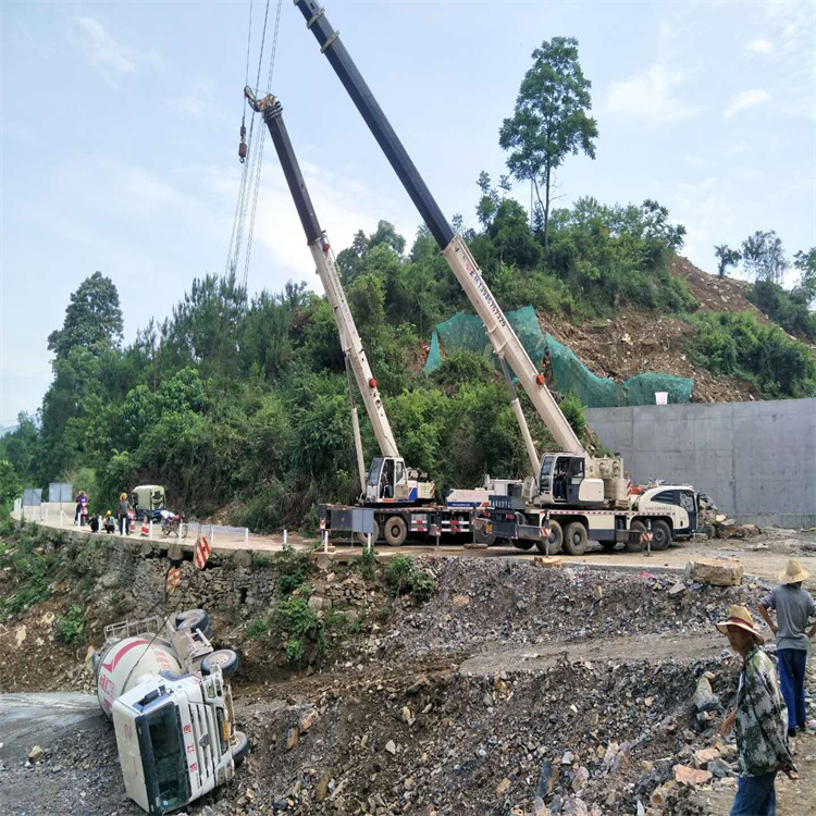 揭阳揭阳24小时应急道路救援吊装吊装现场实拍